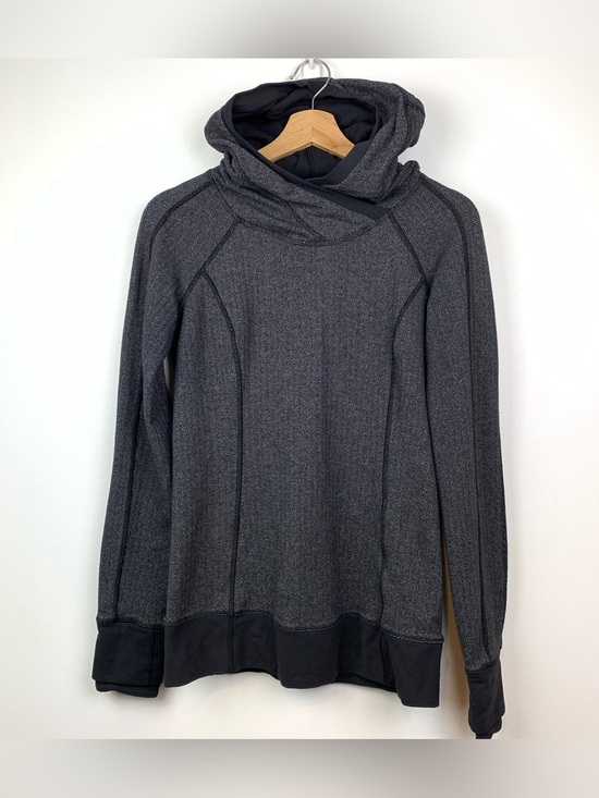 lululemon athletica Sweaters - Lululemon Think Fast Hoodie Sz 6 Pullover Hoodie Heathered Herringbone Black